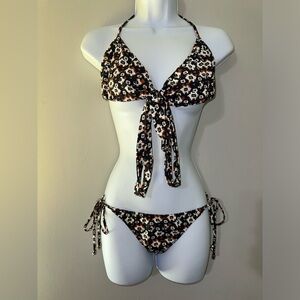 Tres Women’s‎ 2 Piece Bikini Set Tie Front Triangle Top Tie Bottom Floral Size M